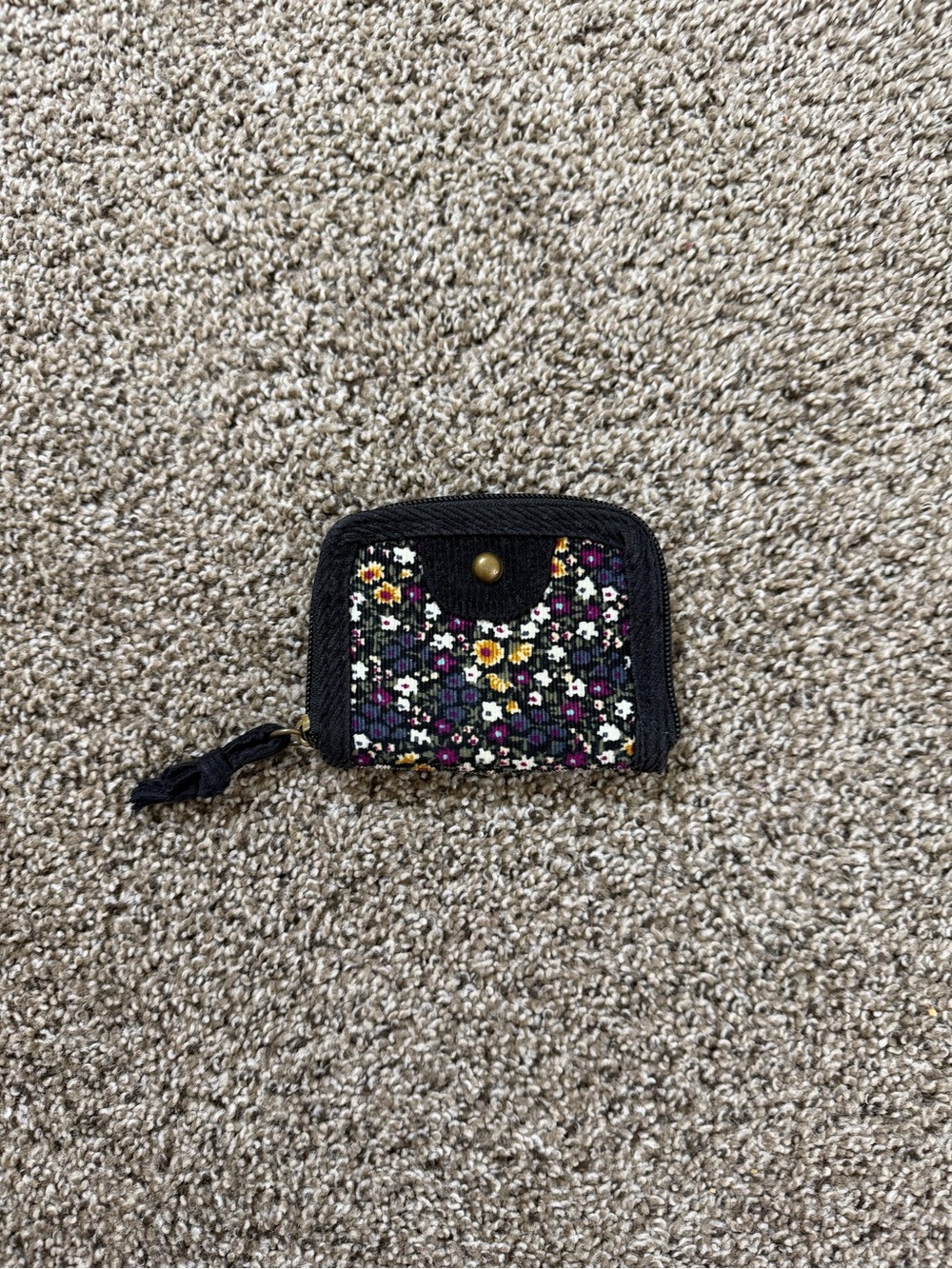 Small Vintage Lei Velvet Wallet
